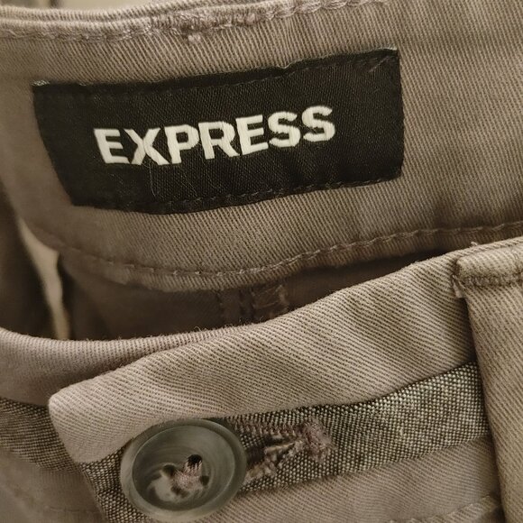 Grey Express Flat Front Slim Fit Stretch+ Chino Shorts 32" Waist x 9" Inseam - Picture 5 of 7